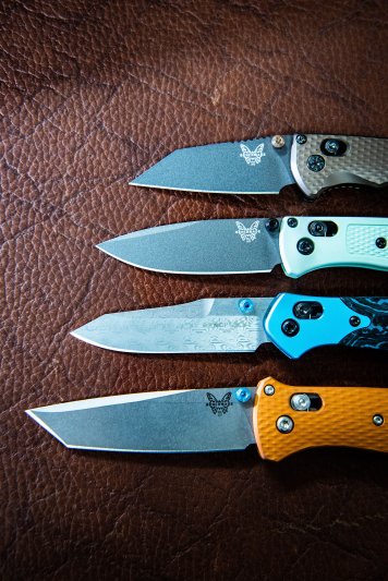 KNIVES 