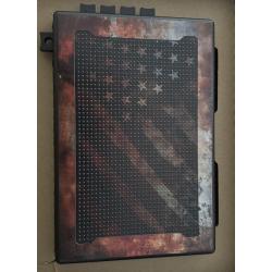 Stop Box Compact Rustic Flag