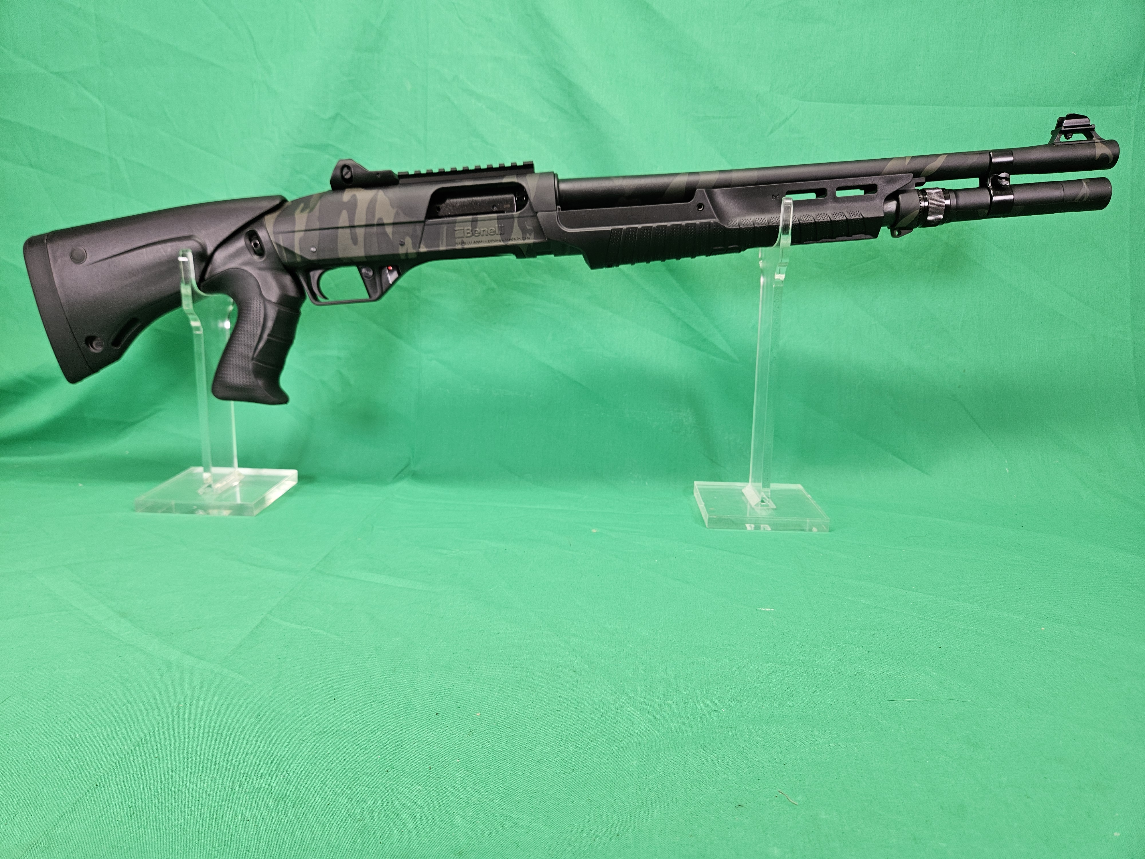 NIB Benelli Super Nova 3 12ga 18.5 " 5 pos Stock Multicam Black 7+1-img-5