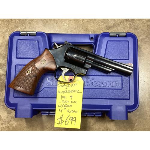 USED Smith & Wesson 19-9 Combat Magnum 357 mag