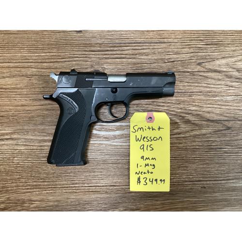 USED Smith & Wesson 915