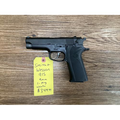 USED Smith & Wesson 915