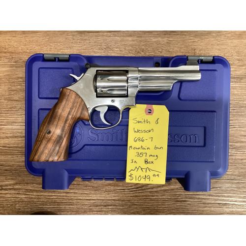 USED Smith & Wesson 686-7