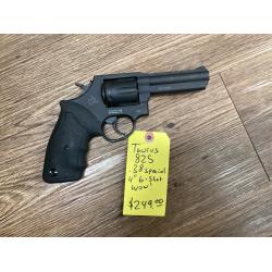 USED TAURUS 82S