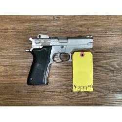 USED Smith & Wesson 5906
