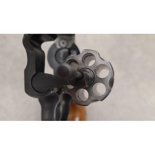 Colt Officers Model Target - .38 Special - Mfg 1938-1940 Colt Officers Model Target - .38 Special - Mfg 1938-1940