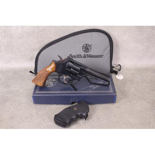 Smith & Wesson 18-4 Target - 22 LR - 4" Barrel - Mfg 1977 - Original Box