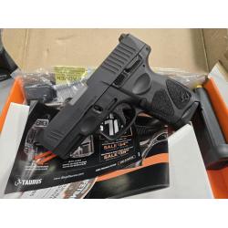 USED Taurus G3C 9MM 2x12RD Magazine, original box and paperwork