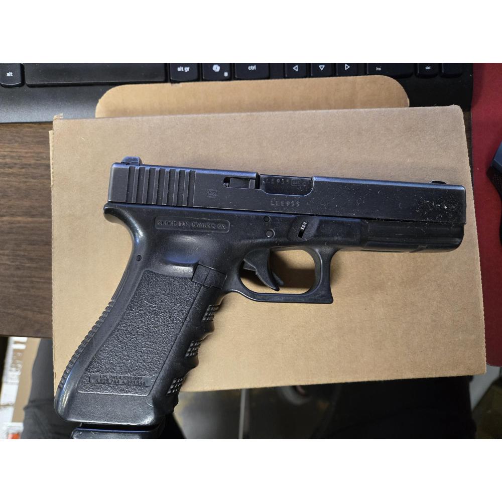 USED GLOCK 17G3 9MM 1X17rd Magazine