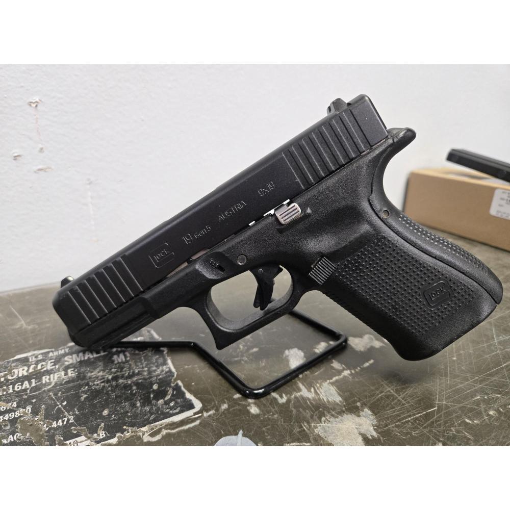 USED Glock 19 Gen 5 9MM 1x15RD Magazine