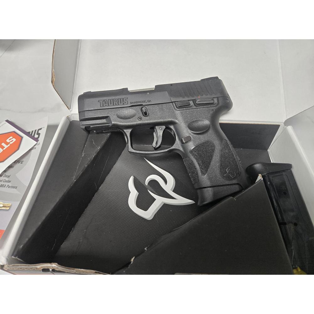 USED Taurus G2C 9MM 2x12rd Magazines BLK