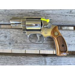 Smith & Wesson Model 60 No Dash