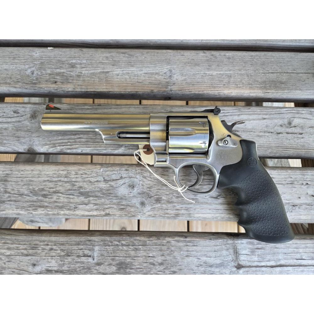 Smith & Wesson 629 44 Magnum
