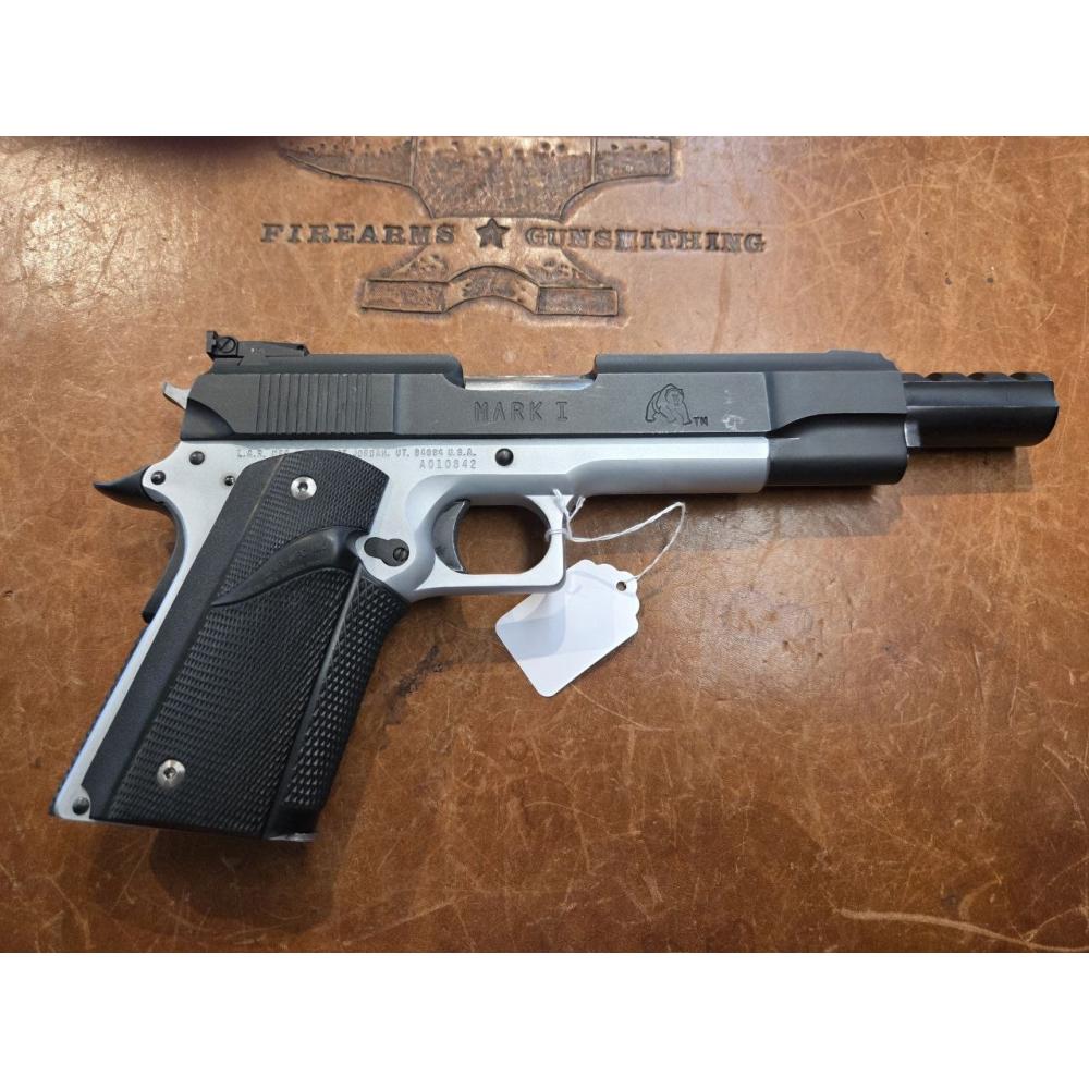 Grizzly Win Mag Mark I Pistol