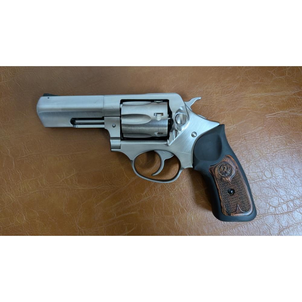 Ruger SP101 Stainless .327 FED 3" Barrel 6-Rounds