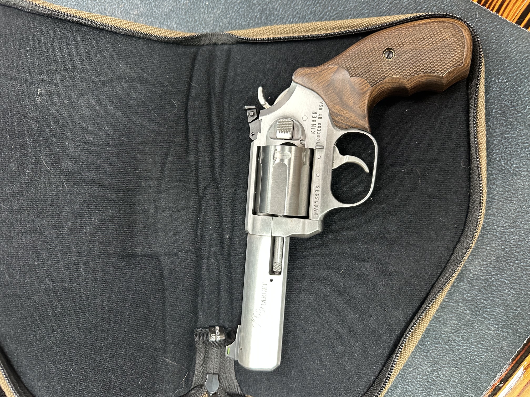 USED KIMBER K6S TARGET 357 MAG W/ZIPPER CASE-img-0