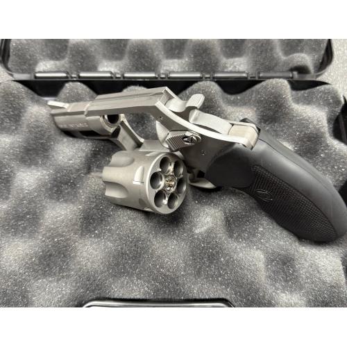 Preowned Charter Arms Police Undercover .38 Special Revolver