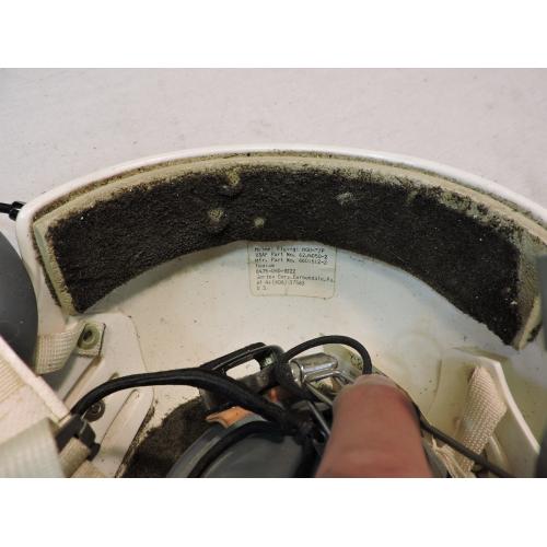 HELMET FLYERS HGU-7/P GENTEX CORP. SIZE: MEDIUM 8475-060-9222