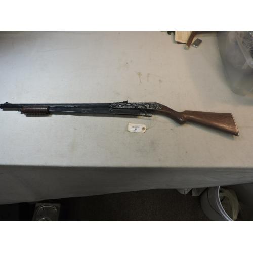 VTG DAISY MODEL 25 PUMP BB GUN