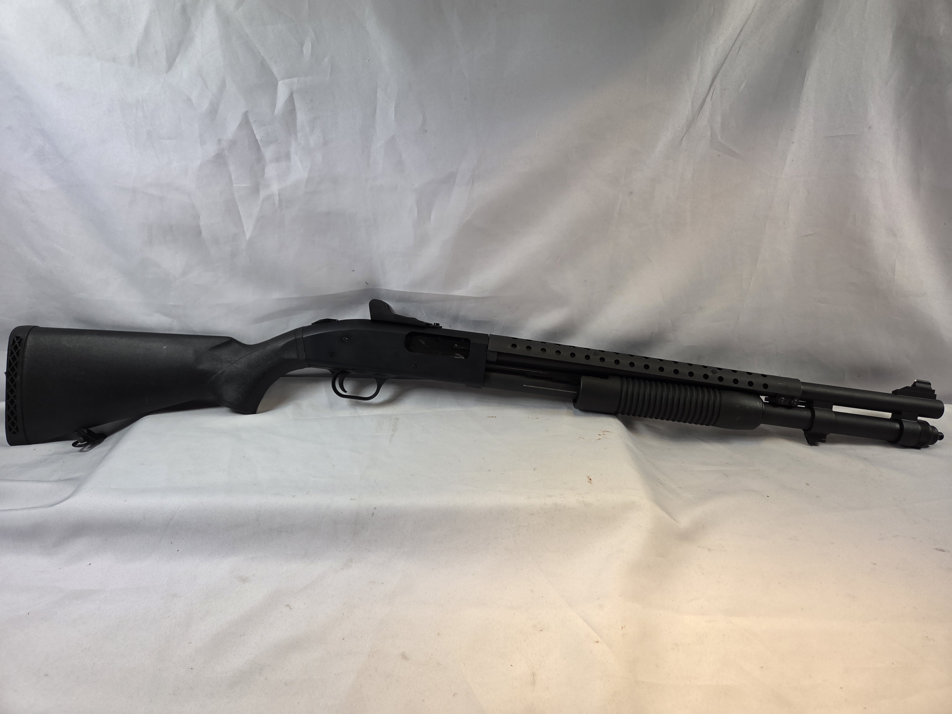 - USED  - Mossberg 590 Persuader 12ga-img-0