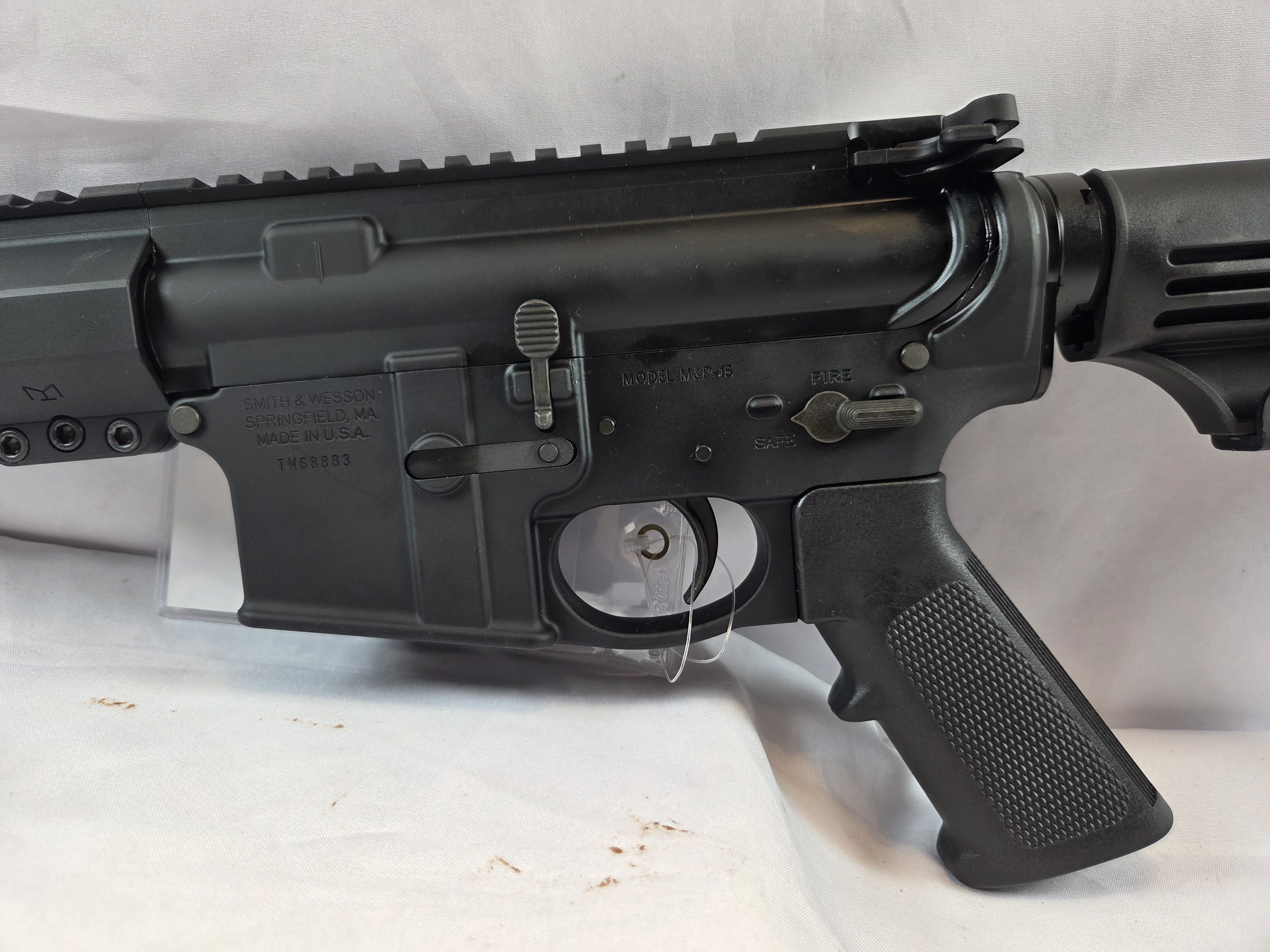 - USED - S&W M&P 15 5.56 NATO-img-4
