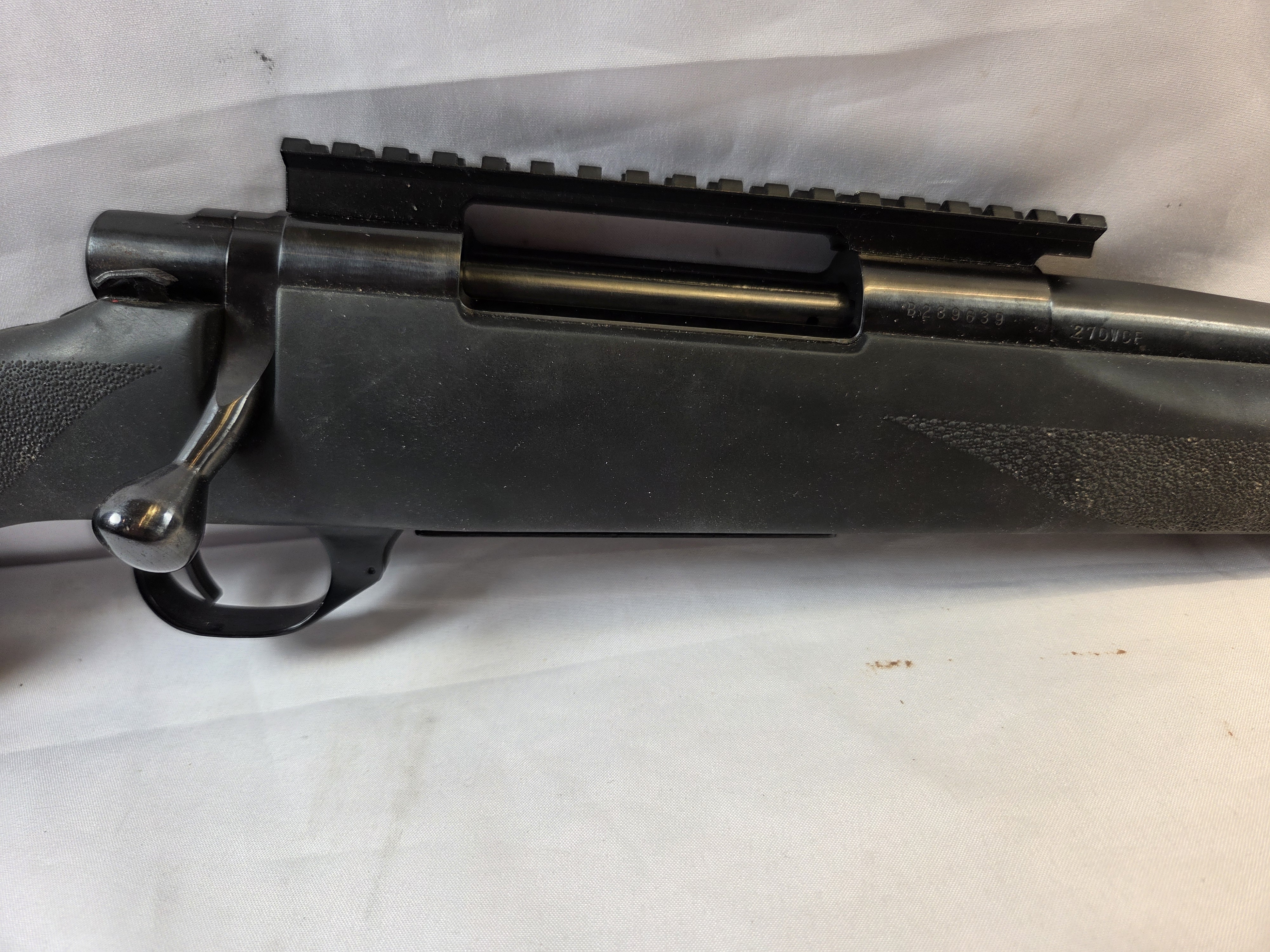 - USED - Howa 1500 .270 Win-img-1
