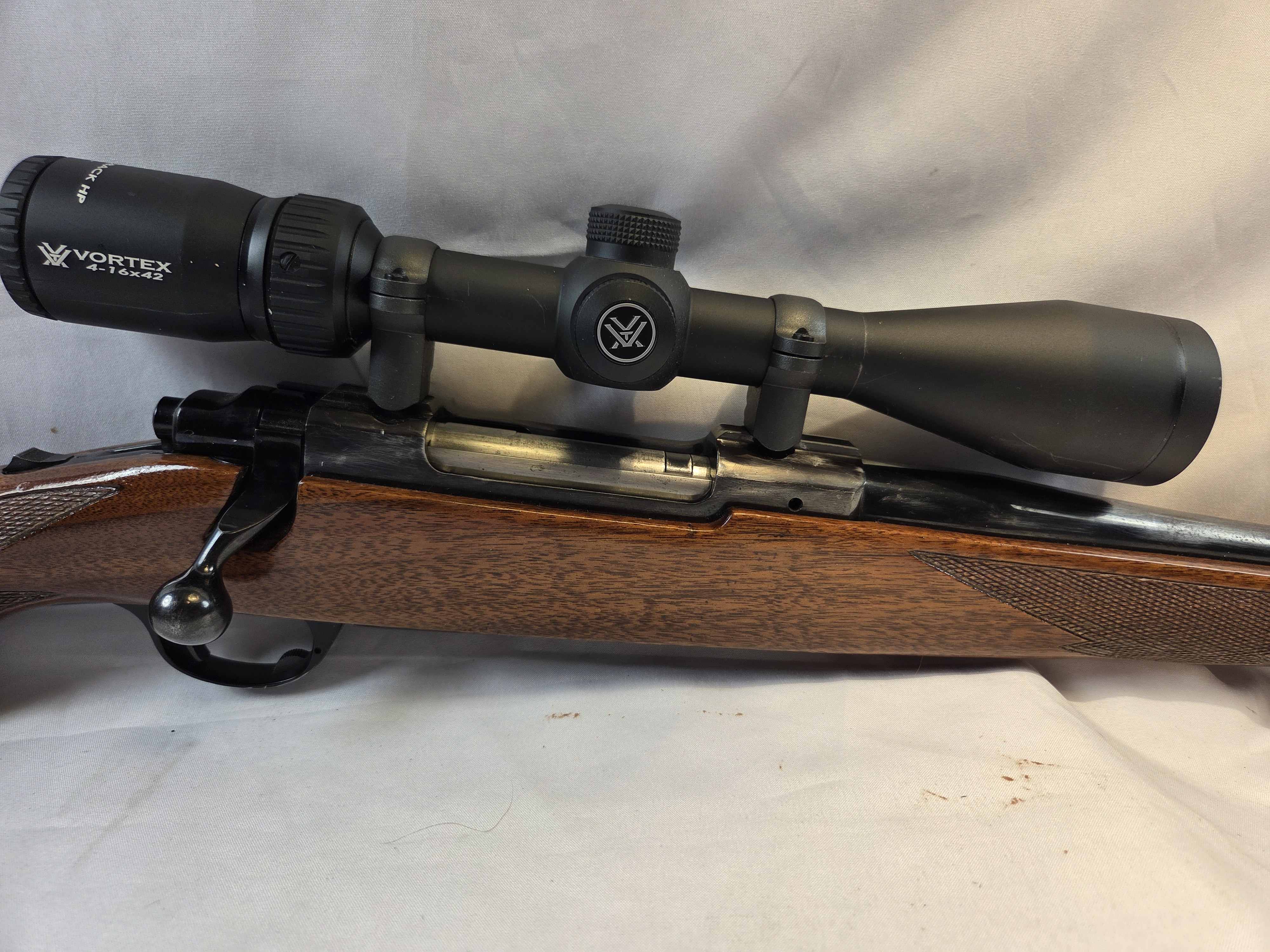 - USED - Ruger M77 w/tang safety 30-06-img-1