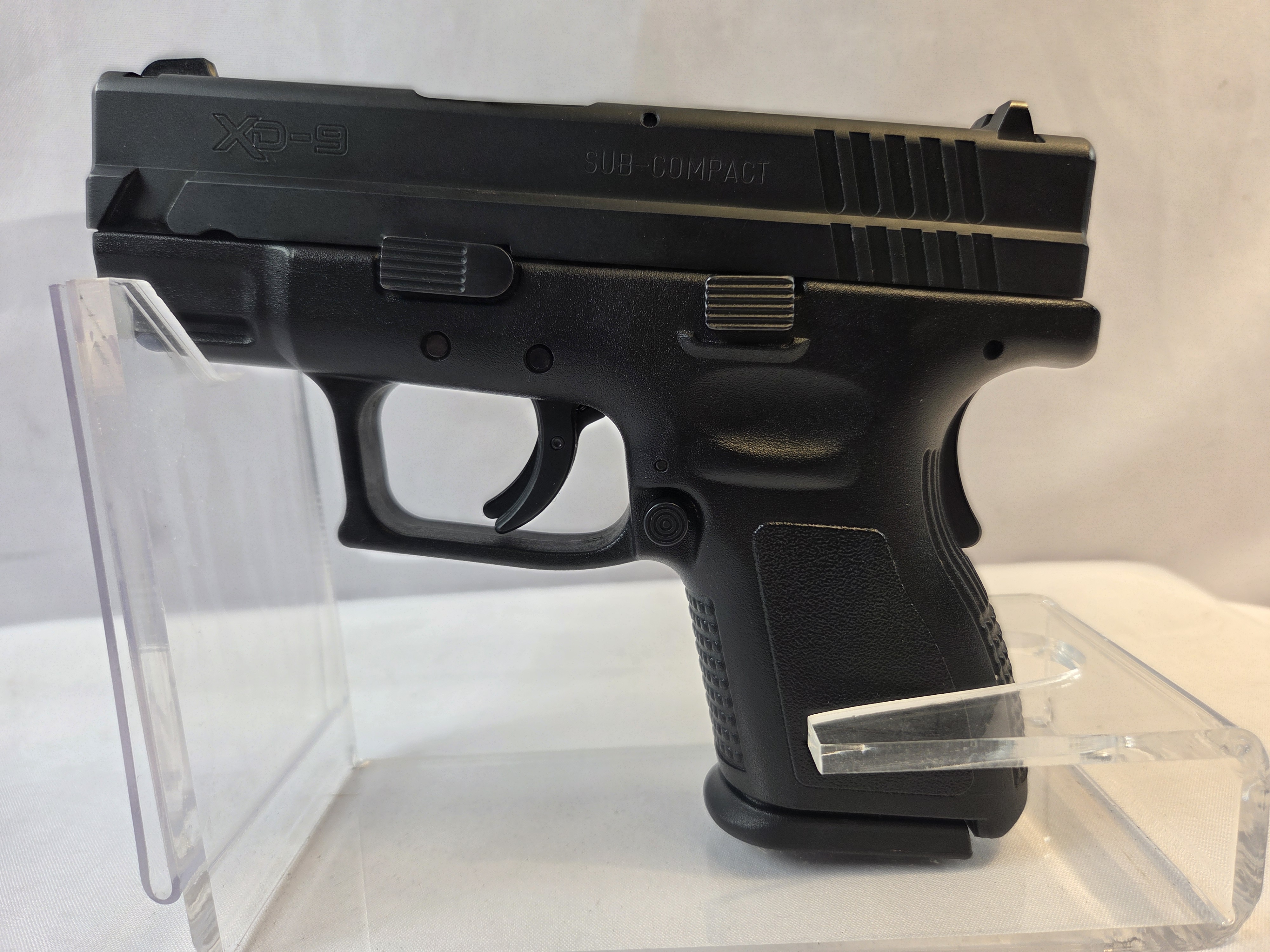 - USED - Springfield XD-9 9mm-img-1
