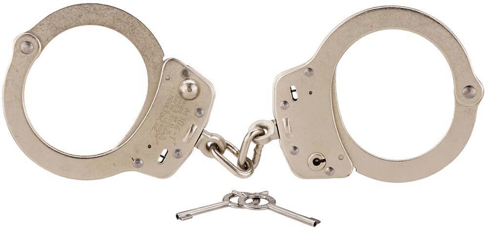 S&W 350107       MOD 104  HANDCUFF MAX SEC