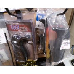 UTG AR15 ERGONOMIC PISTOL GRIP BLACK