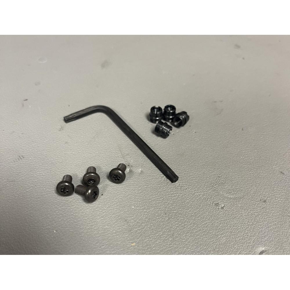 1911 TORX T15 GRIP SCREWS AND BUSHINGS BLACK (4) EACH
