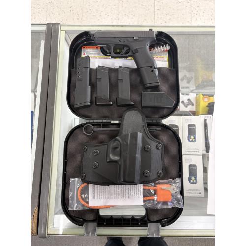 Glock G42 380acp w/Extras