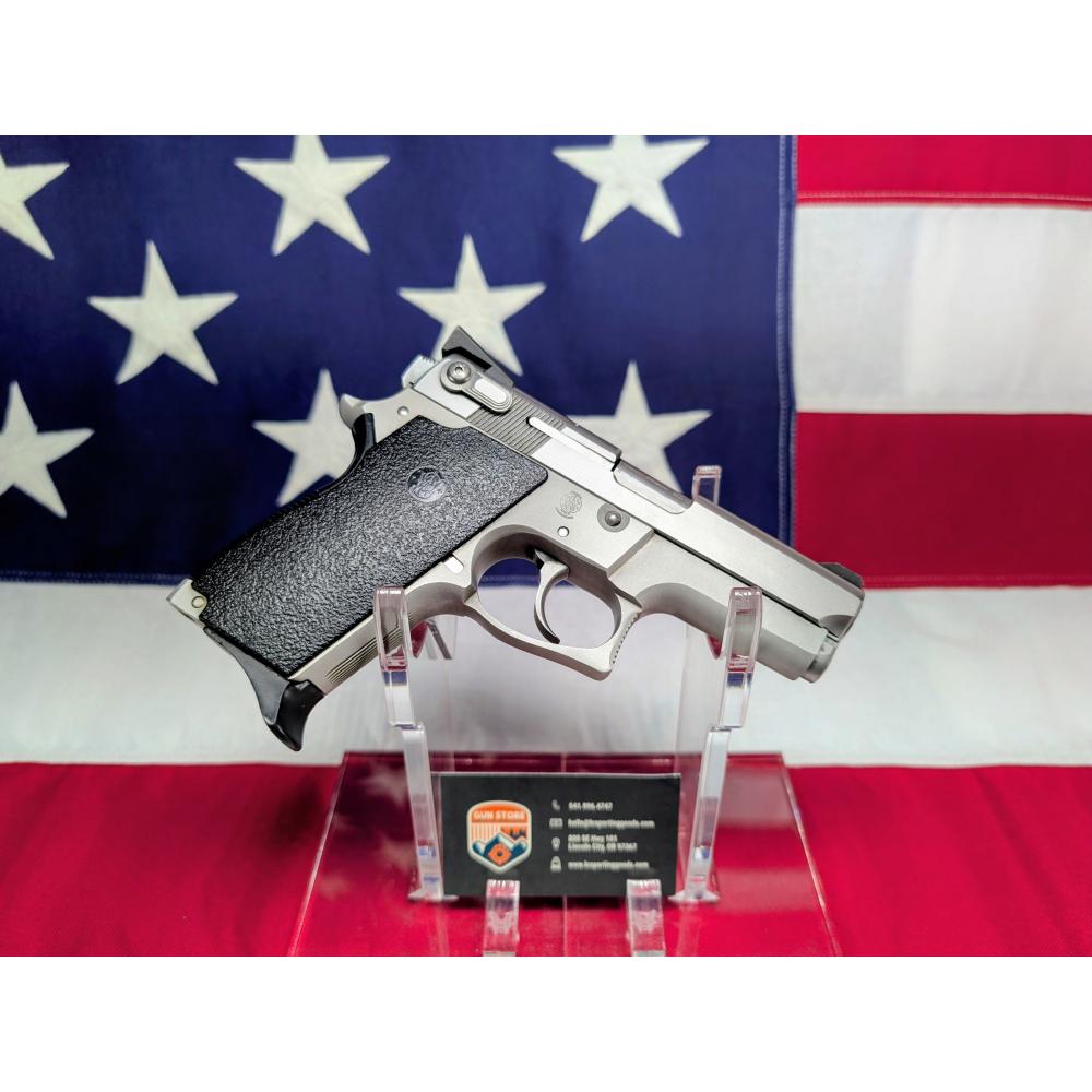 S&W 669 9mm