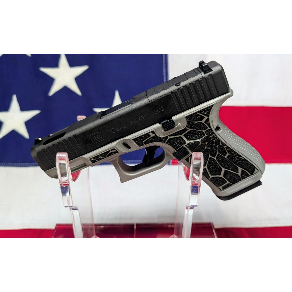 Glock 19 Gen 5 MOS Shark Coast Custom