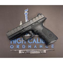 Used Beretta APX WITH 5 MAGS AND CASE