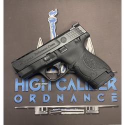 Used Smith & Wesson Shield Performance Center 40 cal. 4 Mags & Box.
