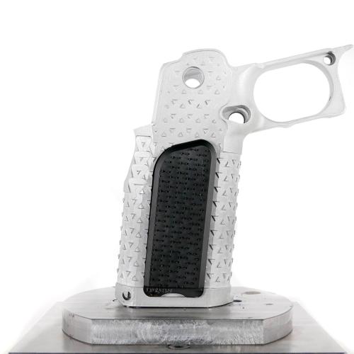 Large Grip Panel (Aluminum Aggressive Right)