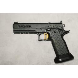 Atlas Gun Works Titan V3 Right Handed All DLC BLK, Flat Medium Gold Trigger, Large Hand Magwell, Right Bias Shielded Safety, SRO/RMR Optic plate