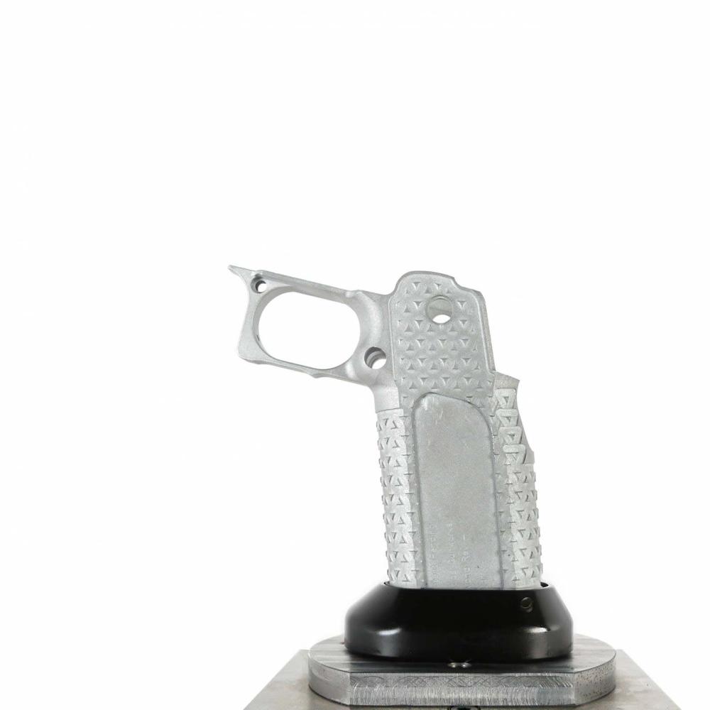 Alpha Grip Regular Magwell (Aluminum Black)