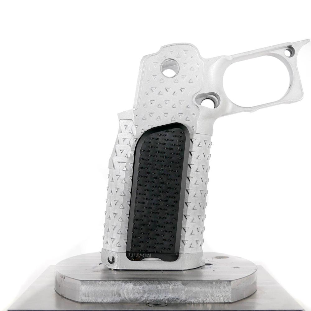 Large Grip Panel (Brass Aggressive Right)