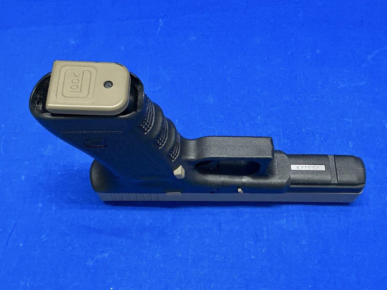 GLOCK 17 GEN 3 CUSTOM CERAKOTE 9MM -img-3