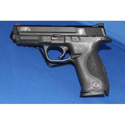 USED S&W M&P 40