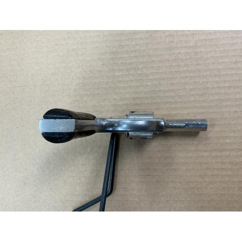 USED H&R YOUNG AMERICAN BULLDOG 32