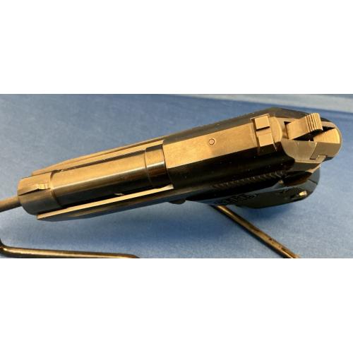USED BERETTA 3032 WITH BOX AND EXTRA MAGAZINE
