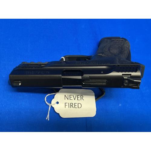 NIB SMITH & WESSON SHIELD EZ .380 ACP PISTOL, NEVER FIRED