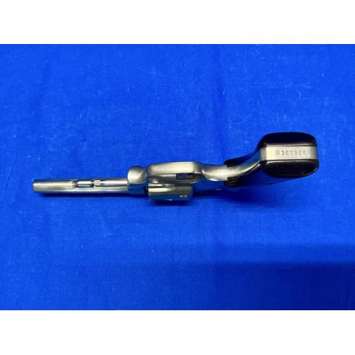 USED SMITH & WESSON 63 .22LR 6-SHOT REVOLVER