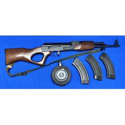 UNFIRED ARSENAL BULGARIAN SA-93 7.62X39 WITH 1 CHINESE DRUM AND 3 EAST GERMAN MAGS