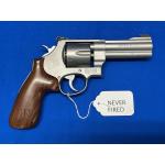NIB SMITH & WESSON 