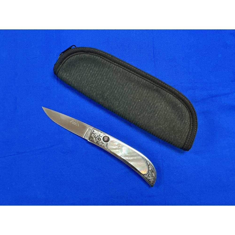 RALPH D. HARRIS ENGRAVED MOP AUTO WITH RUBIES KNIFE