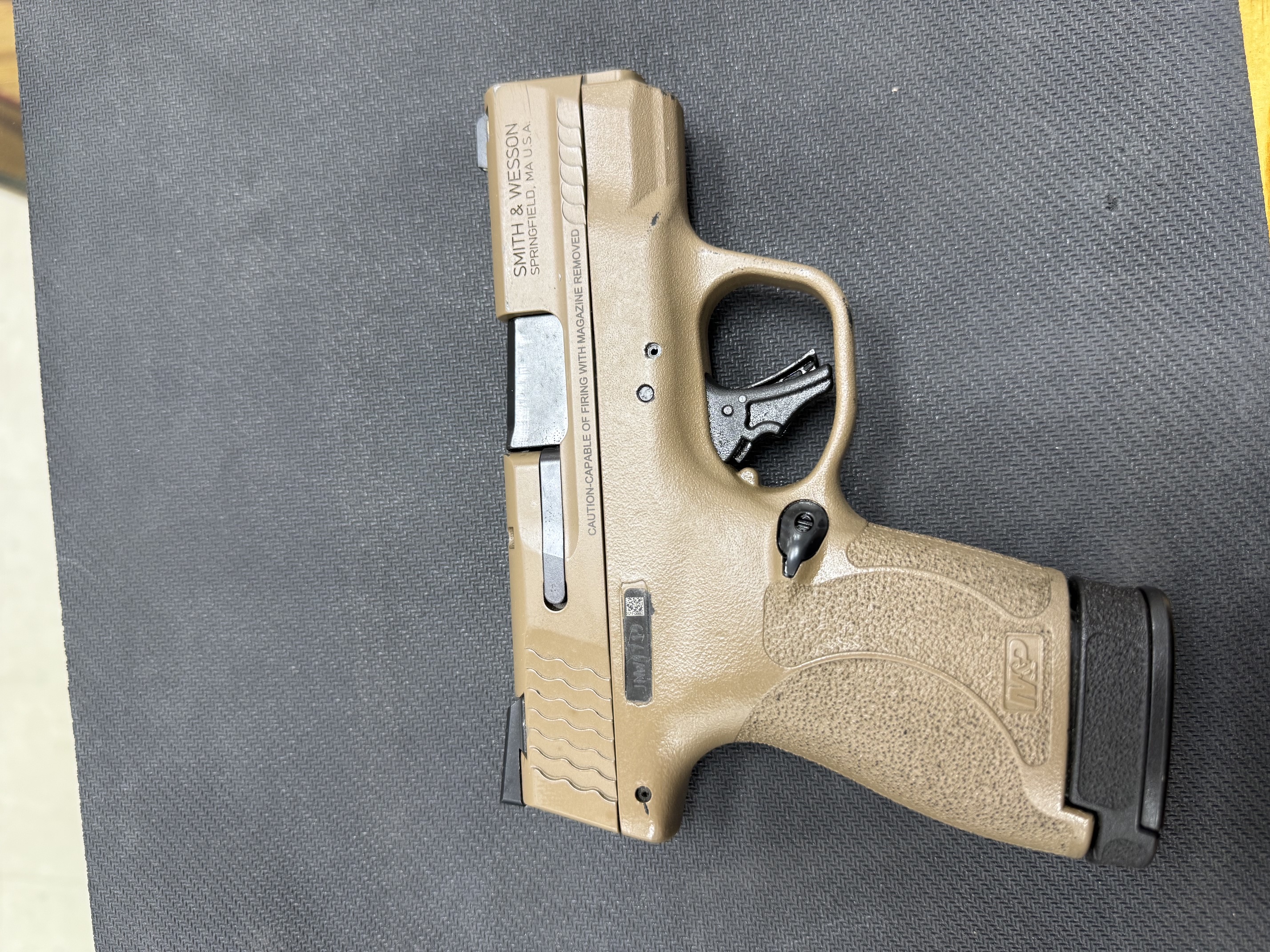 USED SMITH & WESSON M&P9 SHIELD PLUS FDE 9MM WITH BOX & 2 MAGS, HOLSTER-img-2